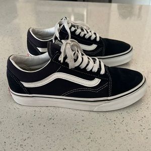 Woman’s Vans Old school